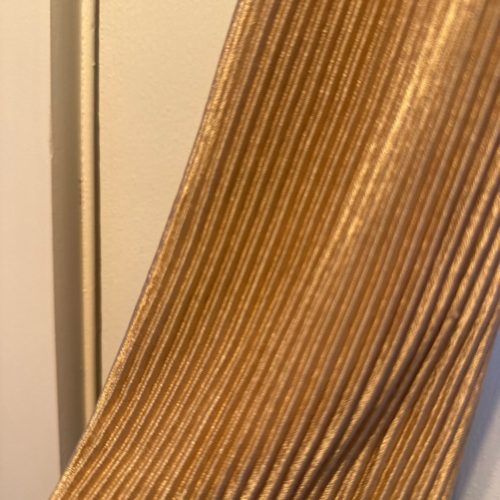 Windsor Gold Ribbed Wrap Blouse - Picture 3 of 4